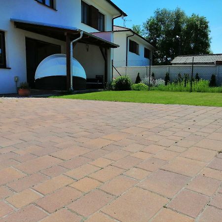 Apartment J&D Dunajska Streda Bagian luar foto