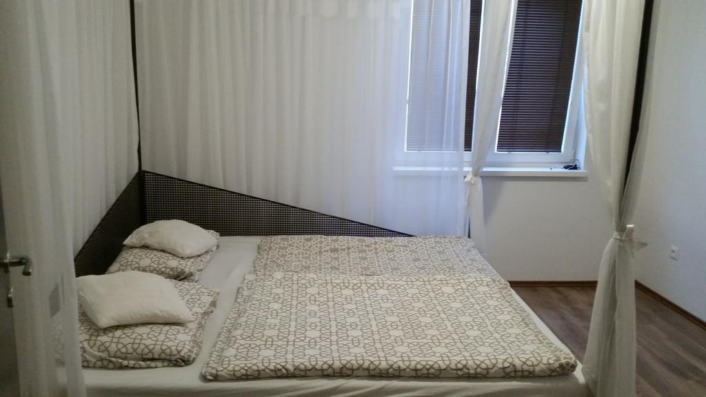 Apartment J&D Dunajska Streda Bagian luar foto