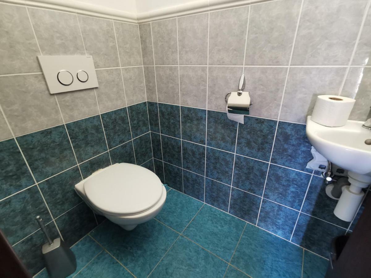 Apartment J&D Dunajska Streda Bagian luar foto